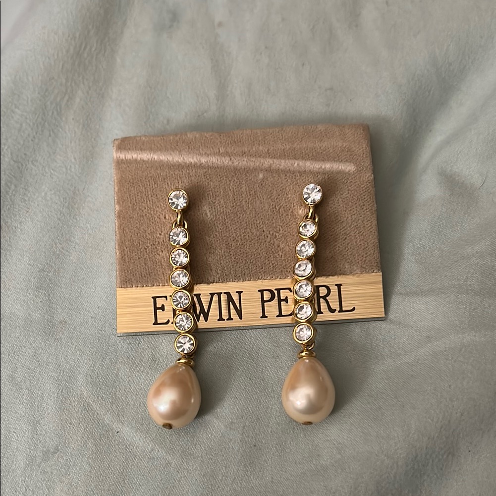 Edwin Pearl Gold And Cream Dangle Earrings